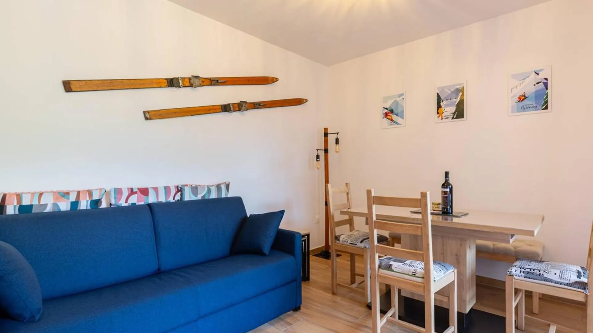 Appartement 5 Personnes Avec Wifi, Parking, Proche Du Lac A Genos - Fr-1-695-78 0*,